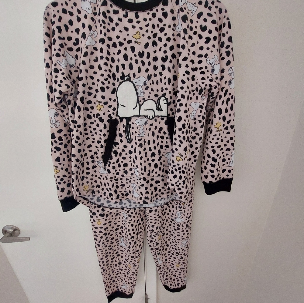 Pj's - Picture 2 of 7